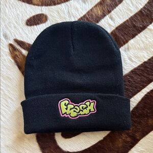 Woman’s Black Beanie Fresh Embroidered